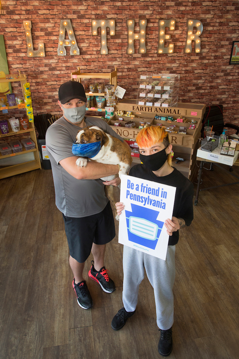Lather Dog Grooming with  Jeffrey Manganello, Ollie the dog, and Eel Presson