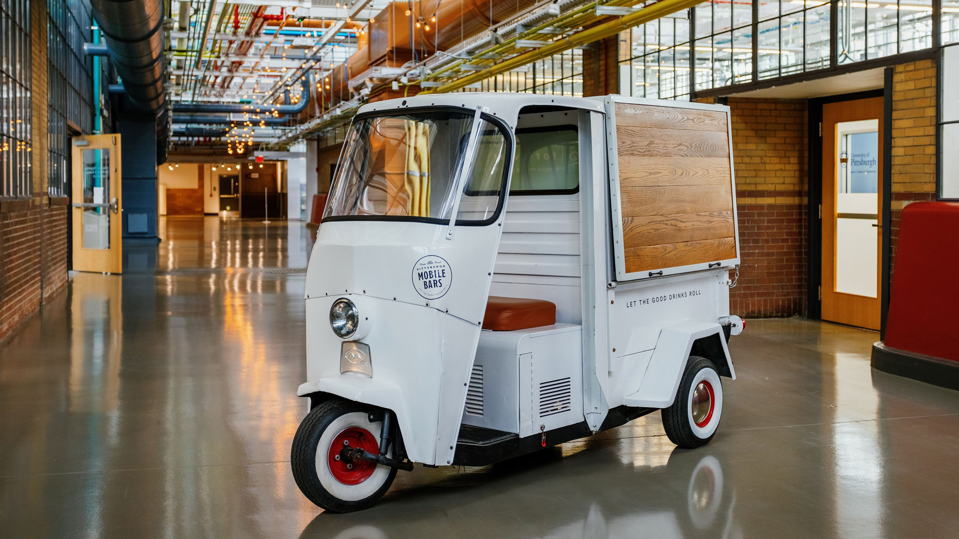Pittsburgh Mobile Bars vehicle